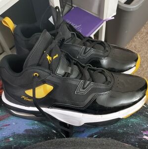 Jordan Stay Loyal 3 Men's Black and Yellow Sneakers Size 9.5